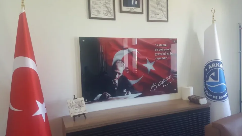 İzmir Narlıdere Arkas Bilim Sanat Okulu - Fotoğraf 12