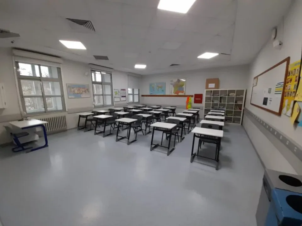 Notre Dame De Sion Fransız Lisesi - Fotoğraf 2